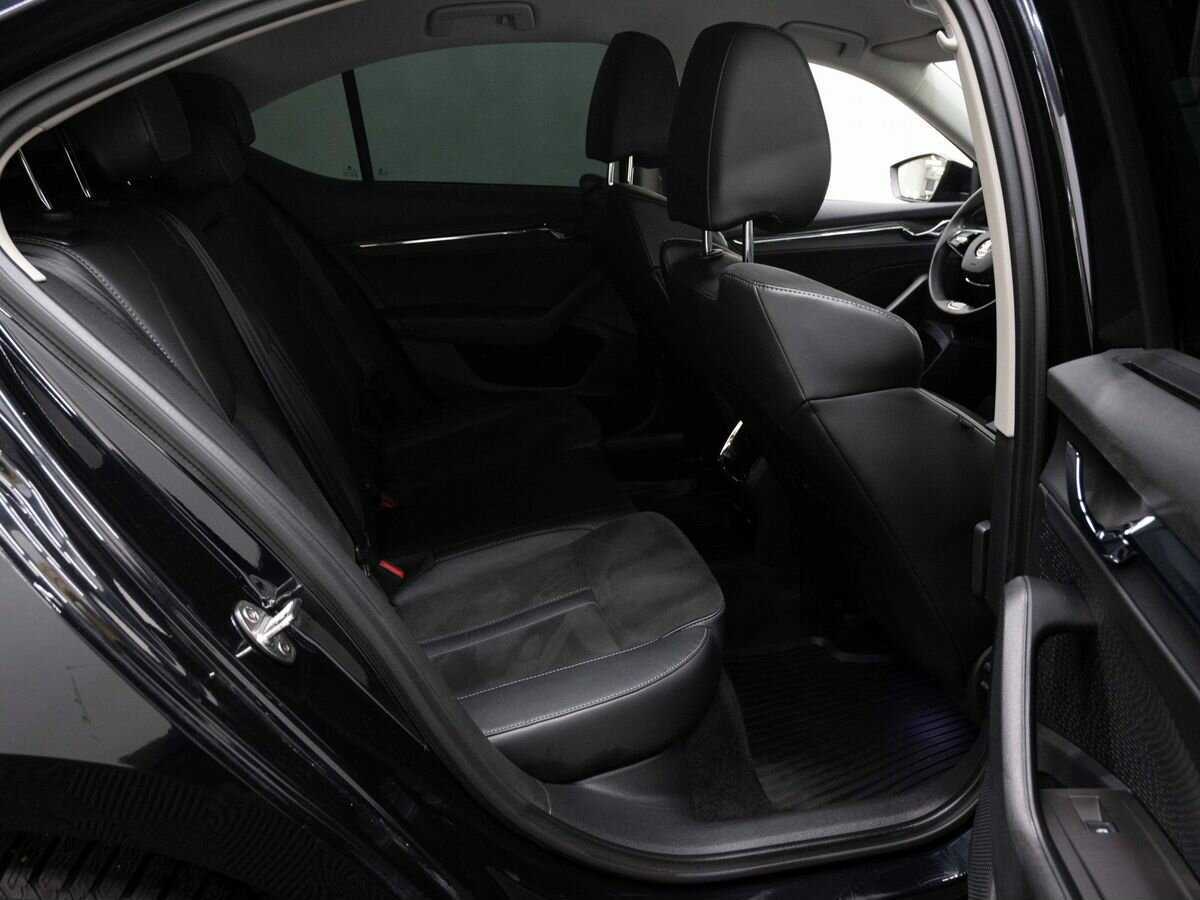 Skoda Octavia б/у, 2020, Автоматическая. Фото: #9