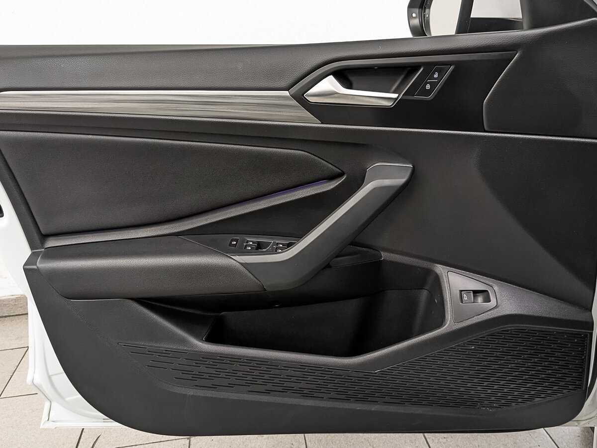 Volkswagen Jetta б/у, 2020, Автоматическая. Фото: #18