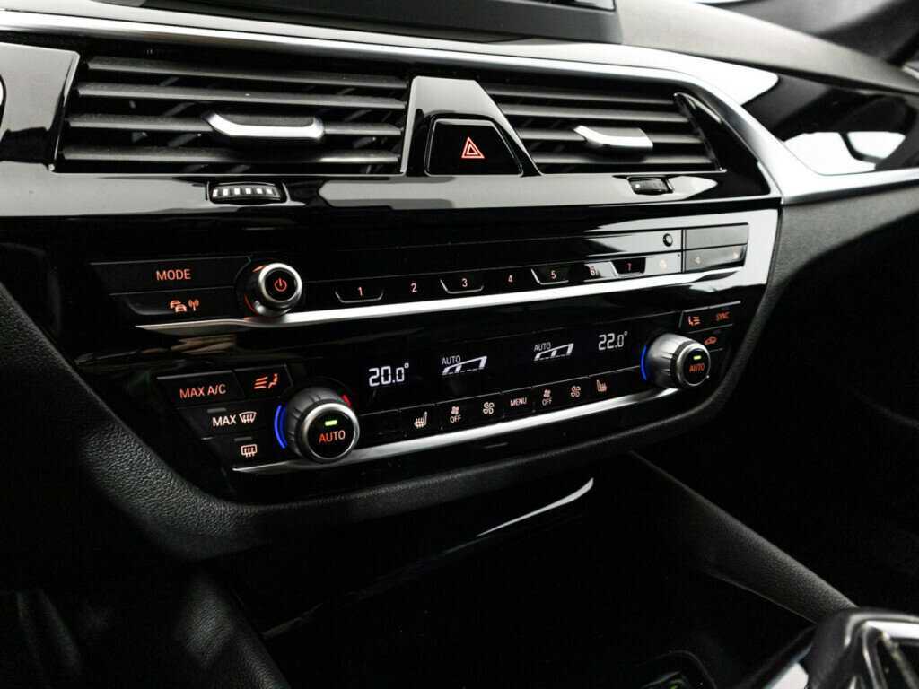BMW 5 серии б/у, 2019, Автоматическая. Фото: #18