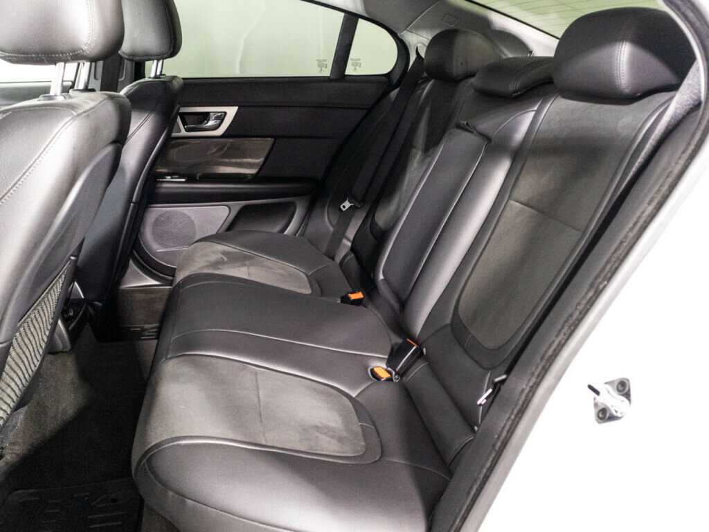 Jaguar XF б/у, 2014, Автоматическая. Фото: #9