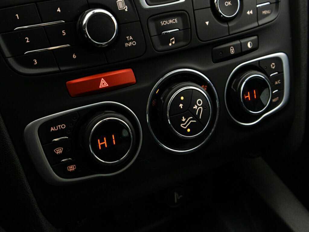 Citroen C4 б/у, 2012, Автоматическая. Фото: #14