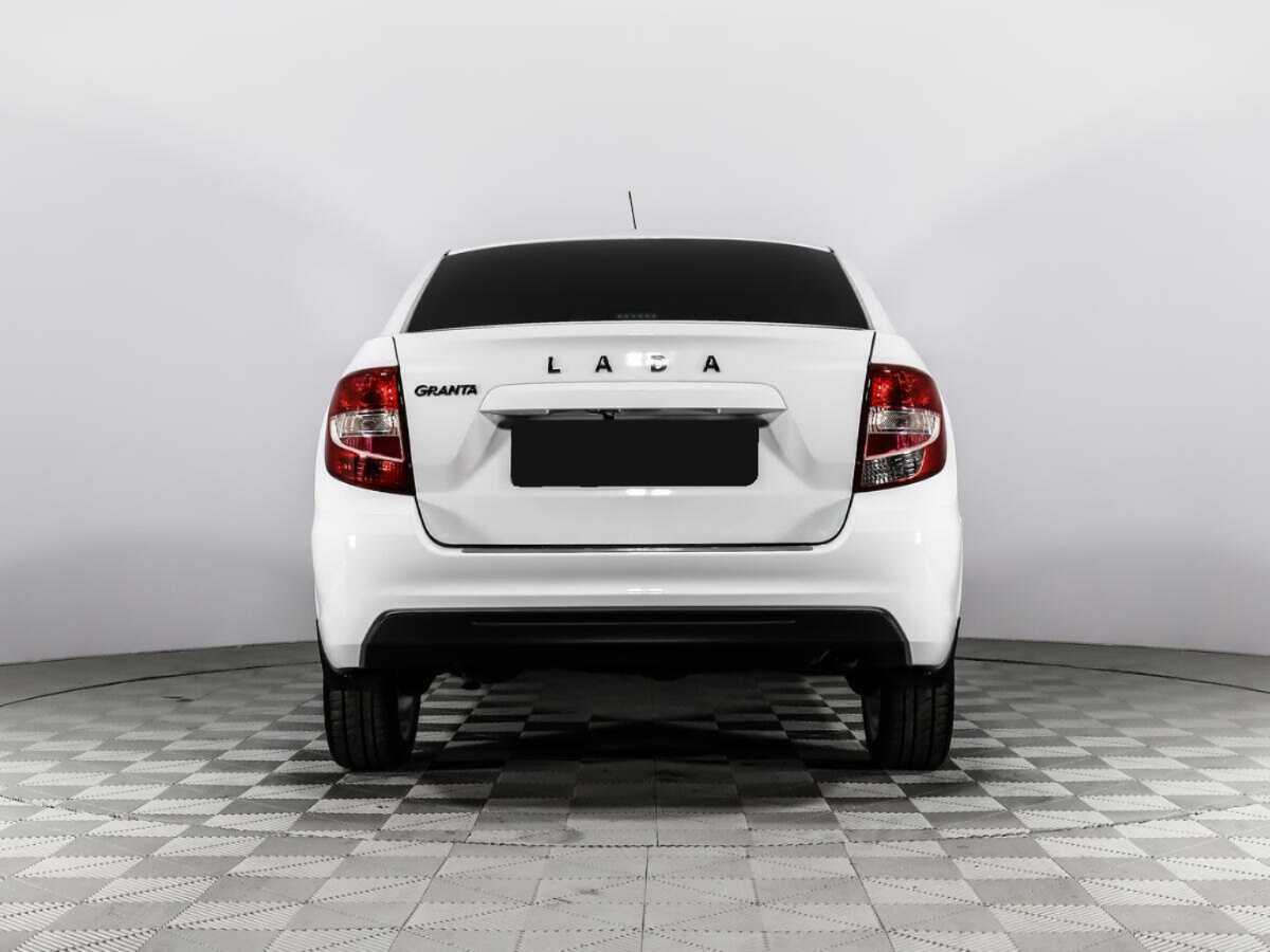 Lada (ВАЗ) Granta б/у, 2023, Механическая. Фото: #4