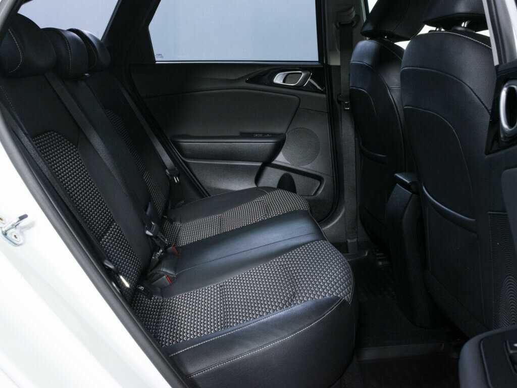 Kia Ceed б/у, 2022, Автоматическая. Фото: #9