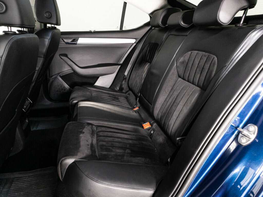 Skoda Superb б/у, 2017, Роботизированная. Фото: #9