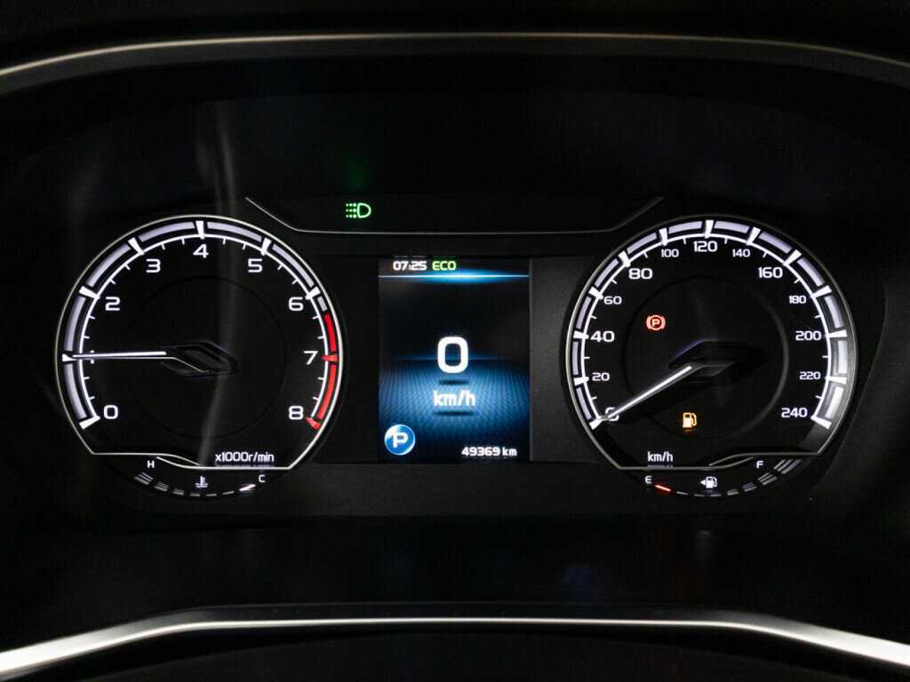 Geely Coolray б/у, 2021, Роботизированная. Фото: #11