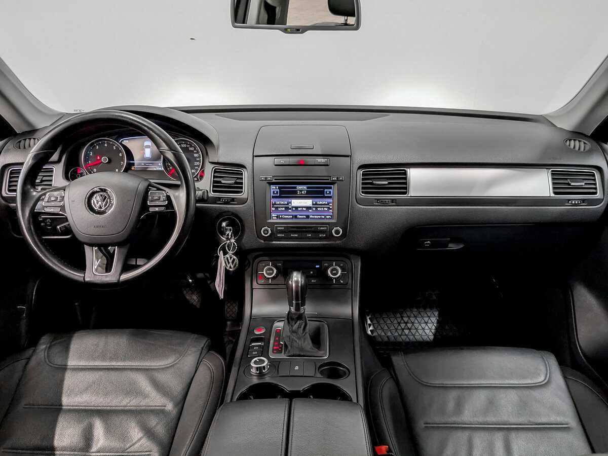 Volkswagen Touareg б/у, 2013, Автоматическая. Фото: #13