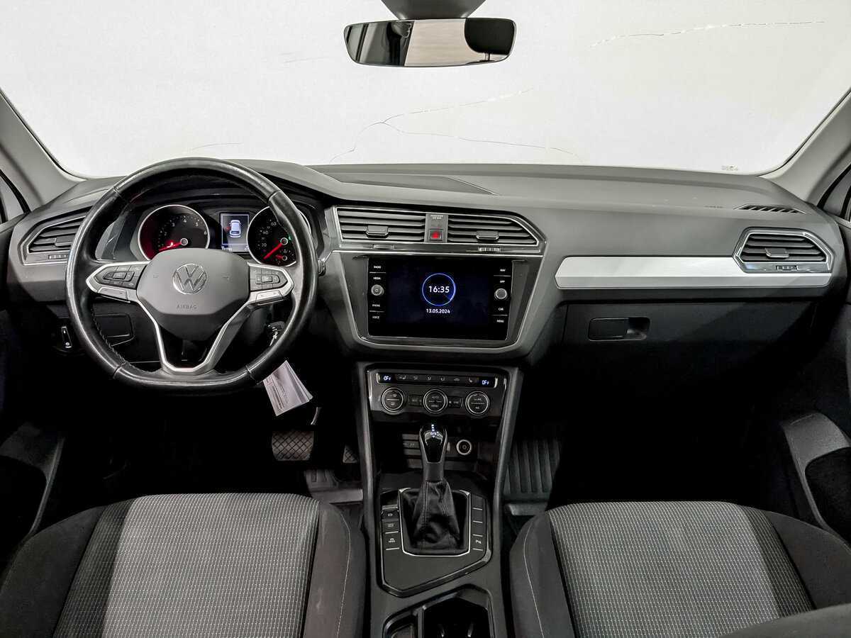 Volkswagen Tiguan б/у, 2021, Роботизированная. Фото: #12