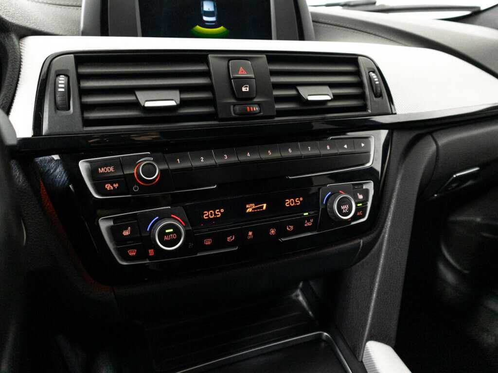 BMW 3 серии б/у, 2018, Автоматическая. Фото: #15