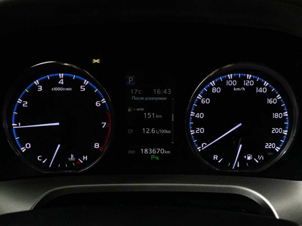 Toyota RAV4 б/у, 2017, Автоматическая. Фото: #11