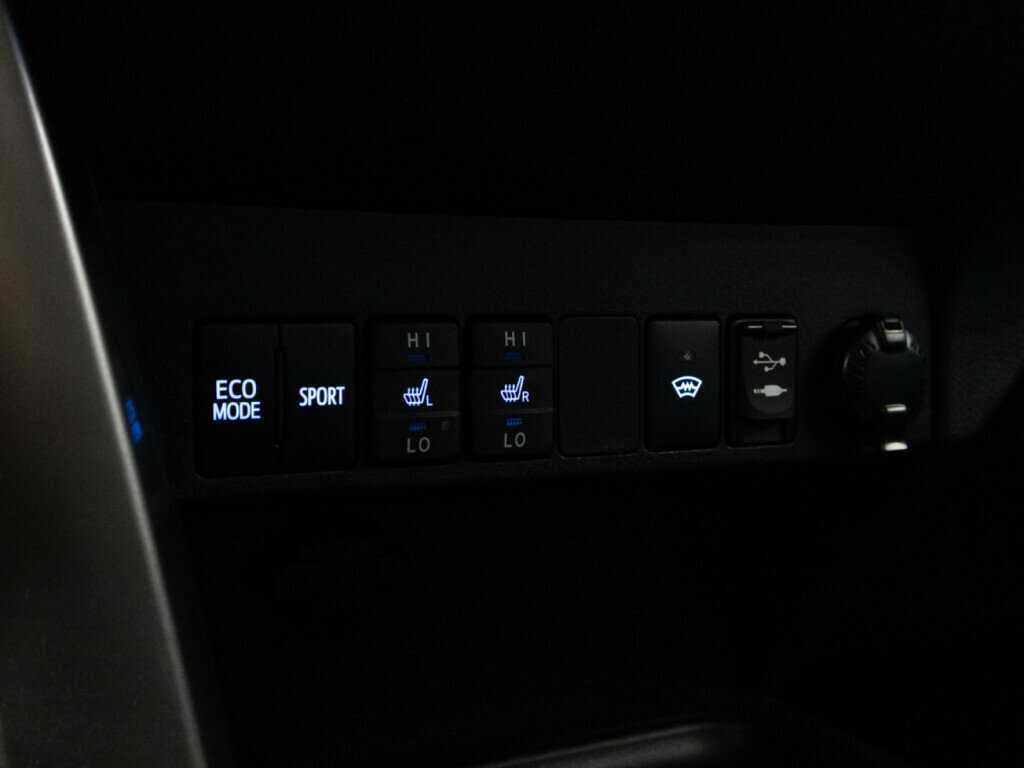 Toyota RAV4 б/у, 2017, Автоматическая. Фото: #19