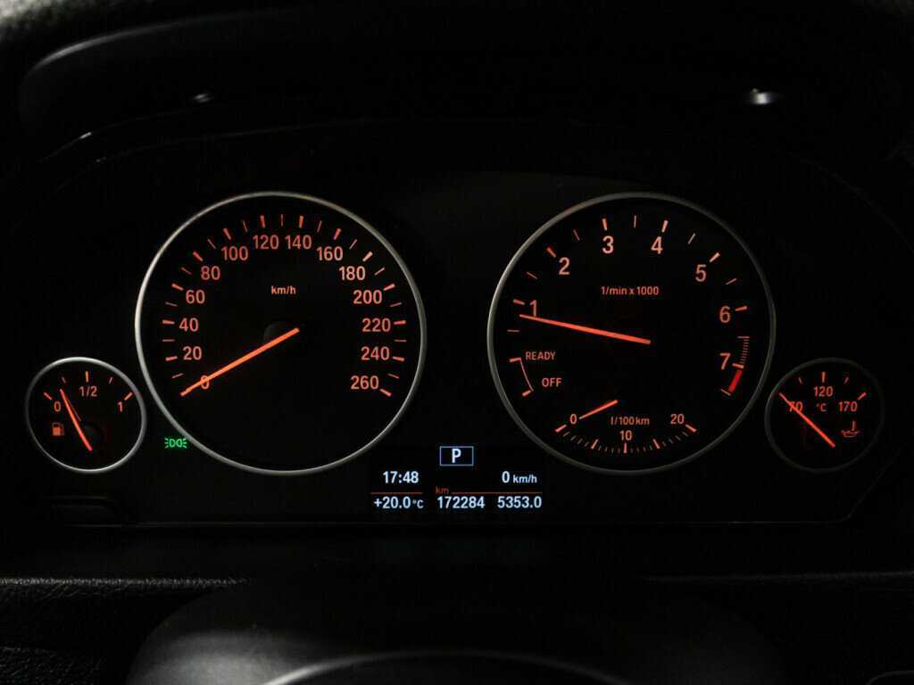 BMW 3 серии б/у, 2016, Автоматическая. Фото: #11