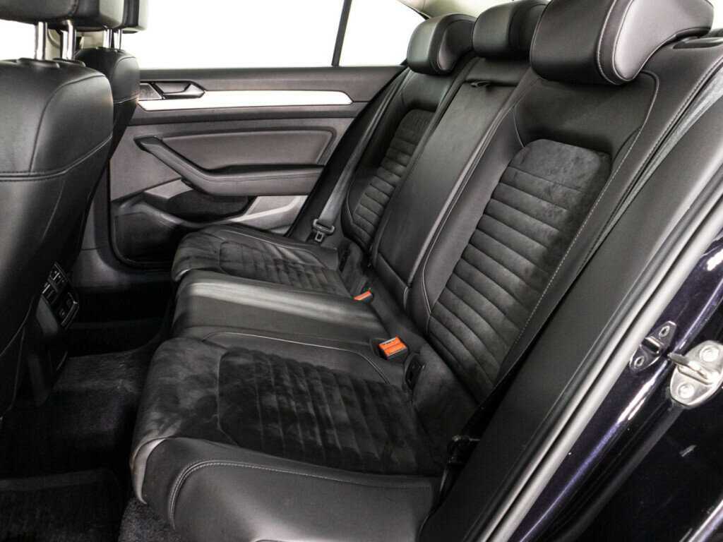 Volkswagen Passat б/у, 2016, Роботизированная. Фото: #9