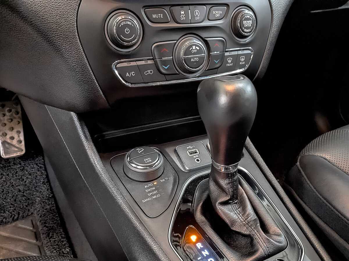 Jeep Cherokee б/у, 2019, Автоматическая. Фото: #24