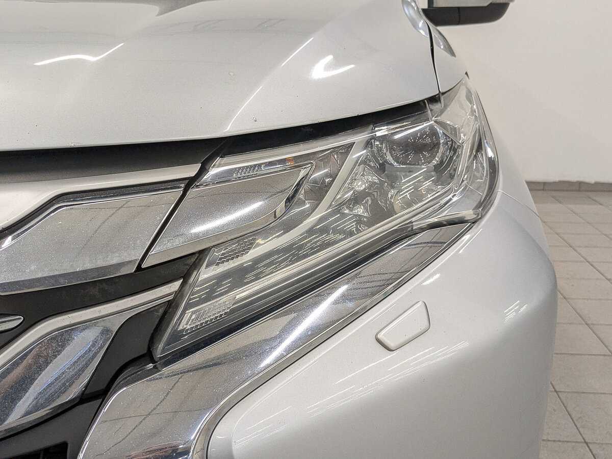 Mitsubishi Pajero Sport б/у, 2020, Автоматическая. Фото: #10