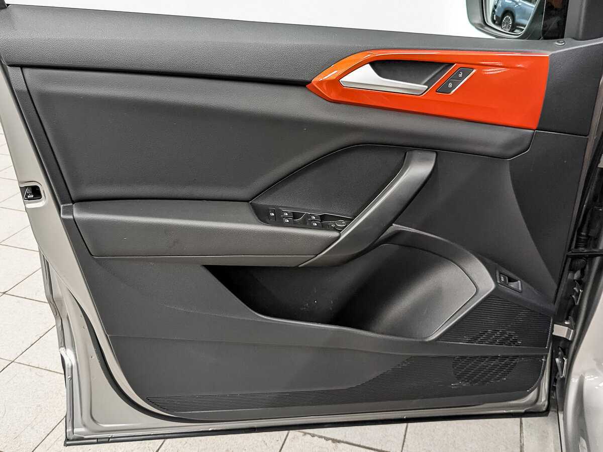 Volkswagen Taos б/у, 2021, Автоматическая. Фото: #18