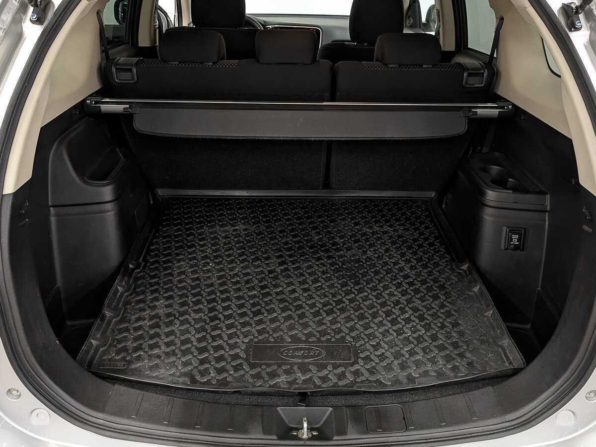 Mitsubishi Outlander б/у, 2020, Вариатор. Фото: #9