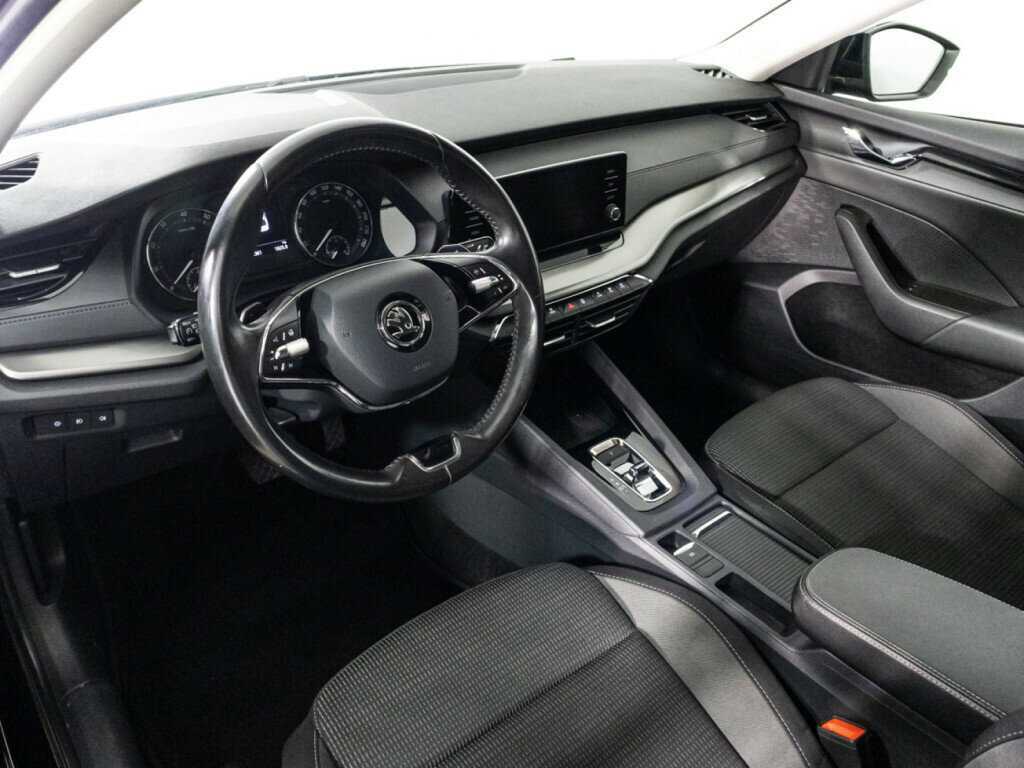 Skoda Octavia б/у, 2020, Автоматическая. Фото: #10