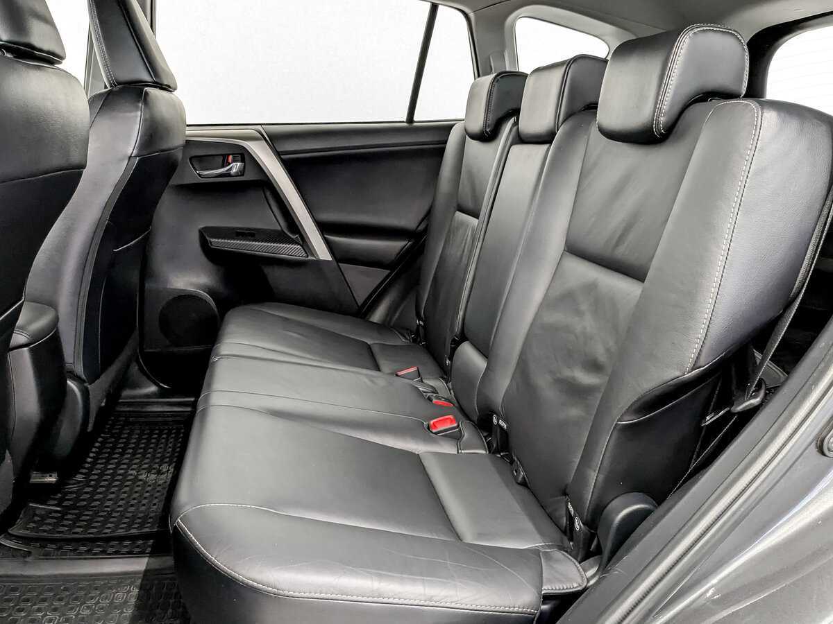 Toyota RAV4 б/у, 2014, Автоматическая. Фото: #11