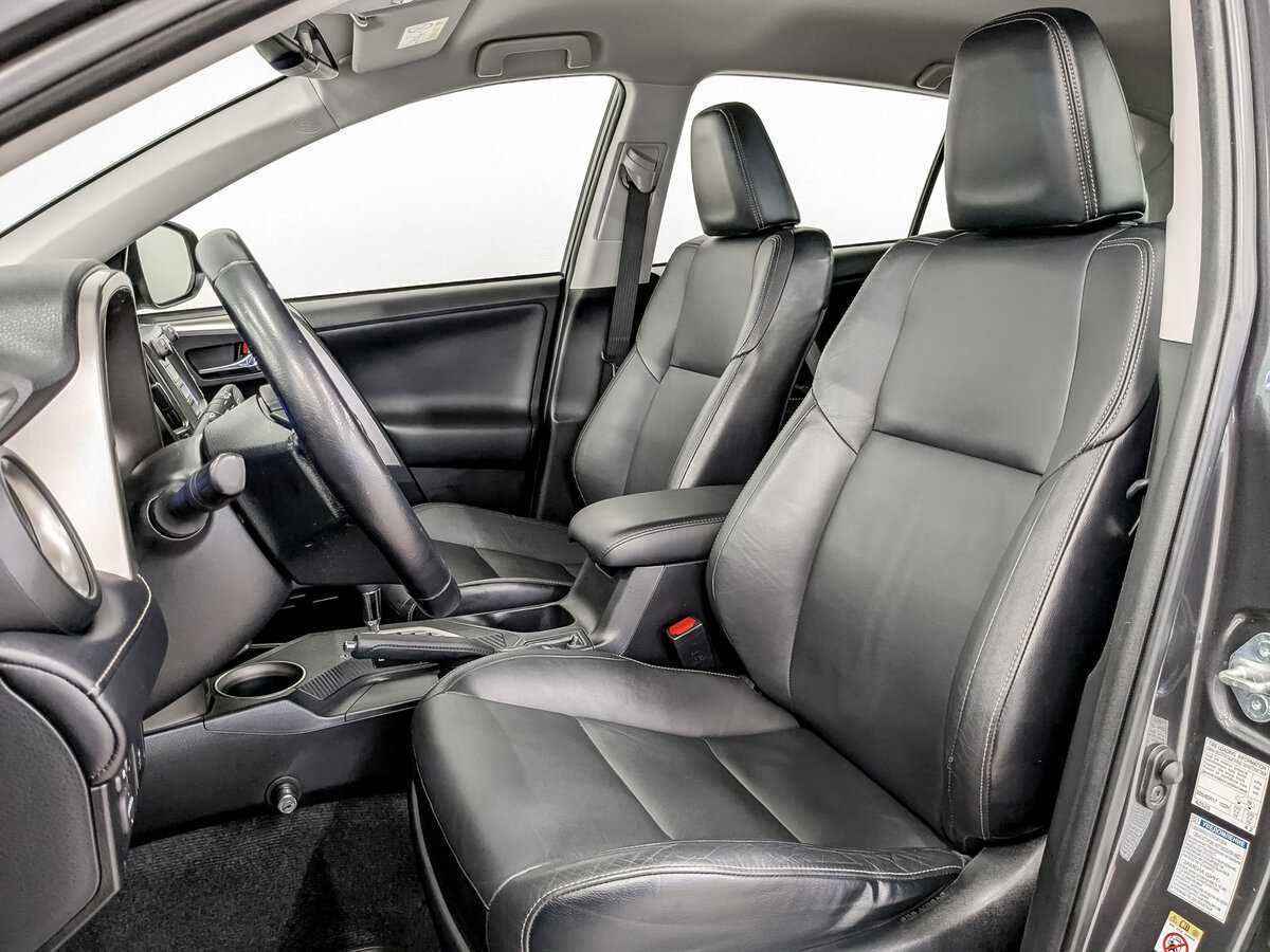 Toyota RAV4 б/у, 2014, Автоматическая. Фото: #17