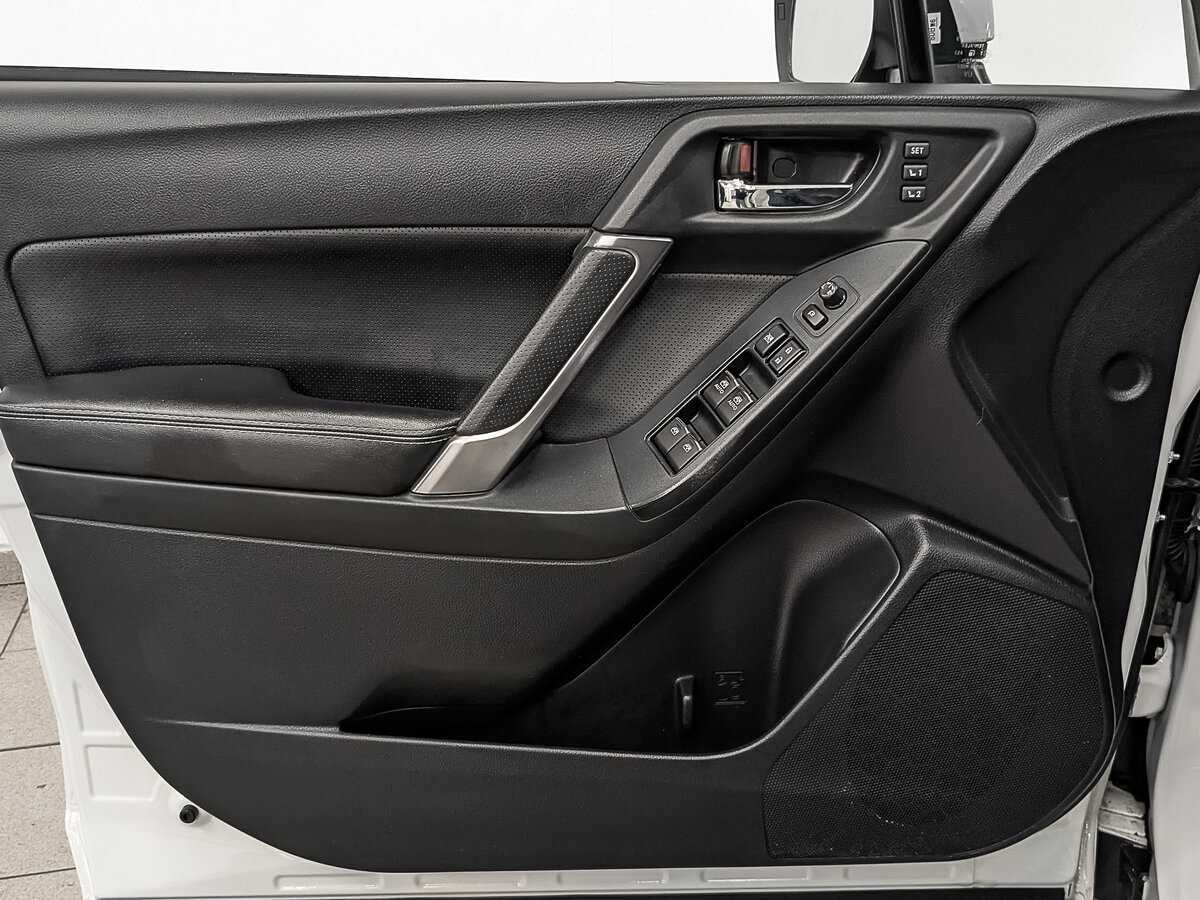 Subaru Forester б/у, 2018, Вариатор. Фото: #17