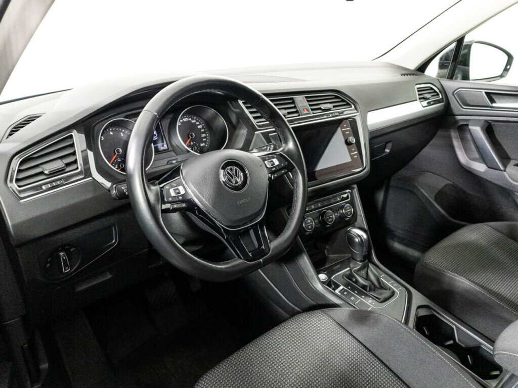 Volkswagen Tiguan б/у, 2020, Роботизированная. Фото: #10