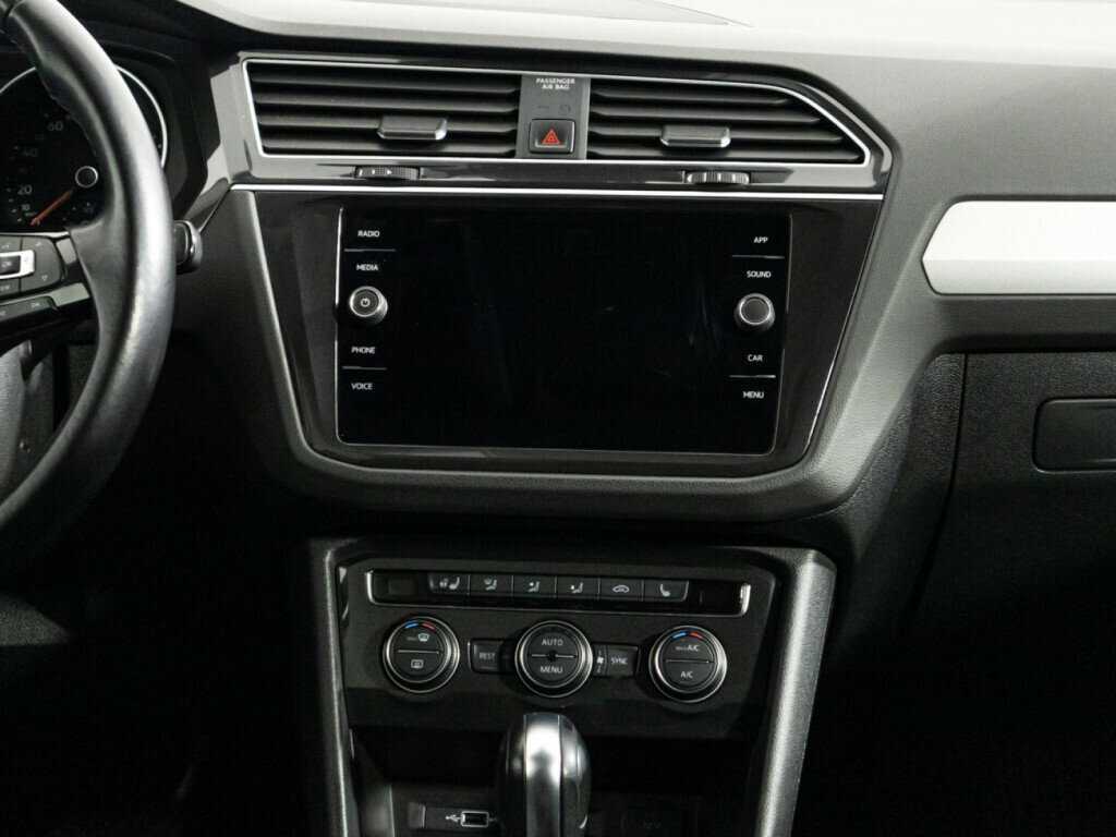 Volkswagen Tiguan б/у, 2020, Роботизированная. Фото: #13