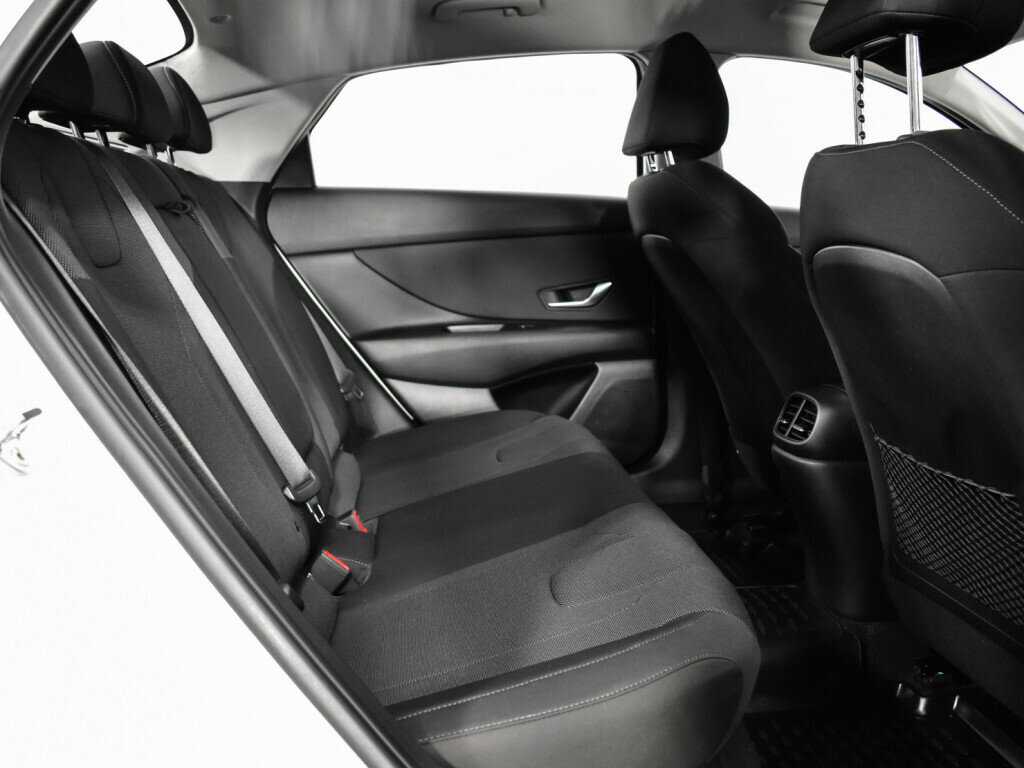 Hyundai Elantra б/у, 2021, Автоматическая. Фото: #9