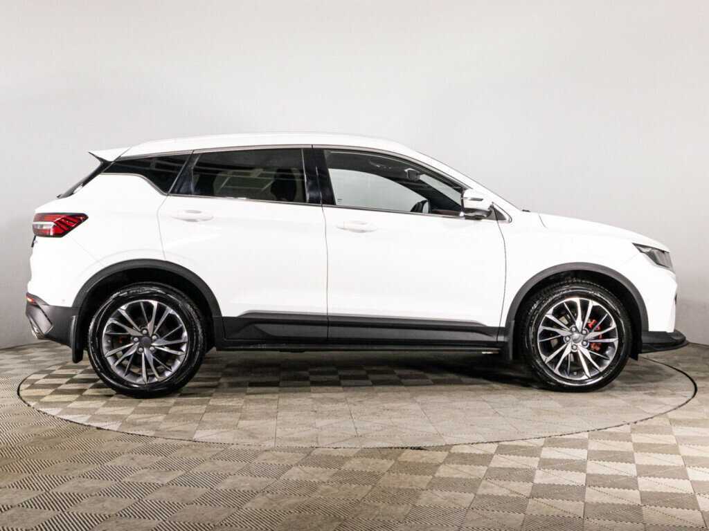 Geely Coolray б/у, 2023, Роботизированная. Фото: #3