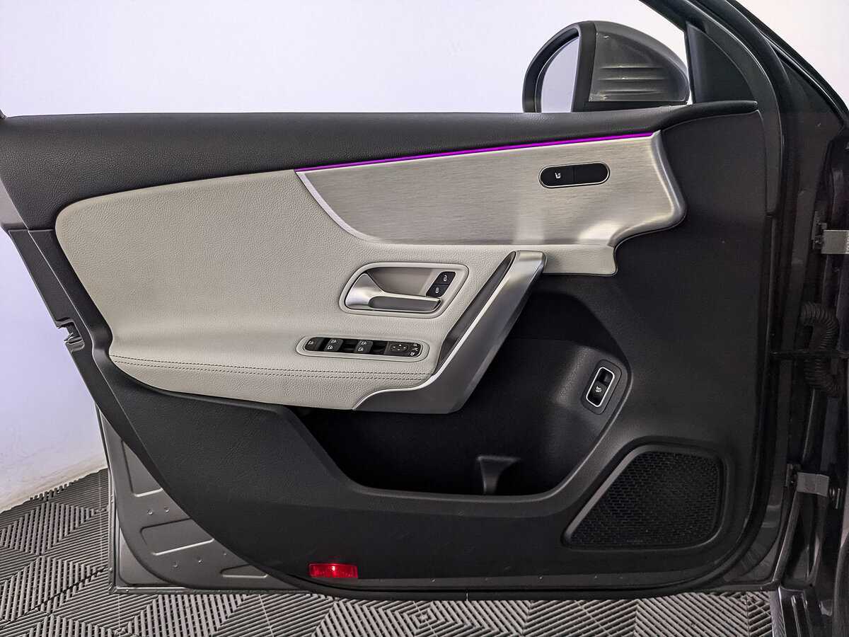 Mercedes-Benz A-Класс б/у, 2019, Роботизированная. Фото: #18