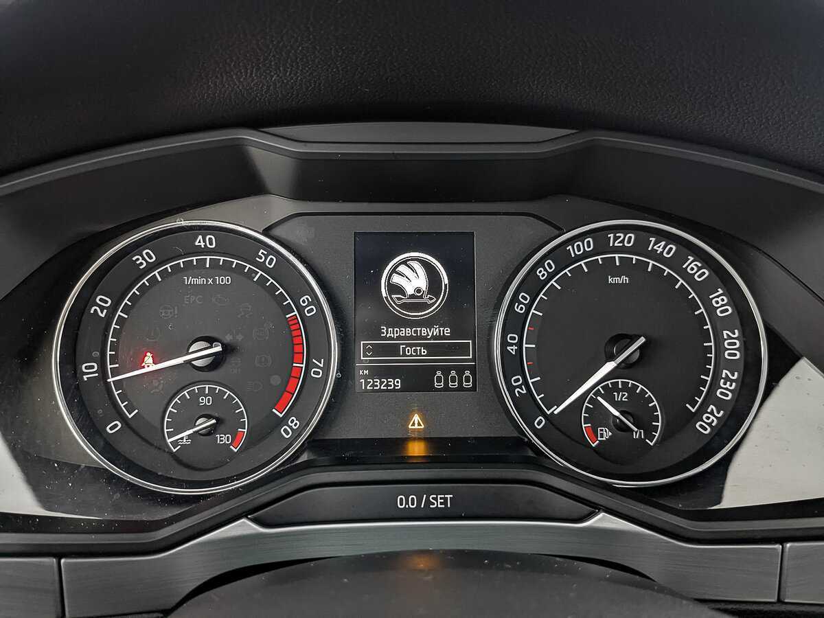 Skoda Superb б/у, 2018, Роботизированная. Фото: #13