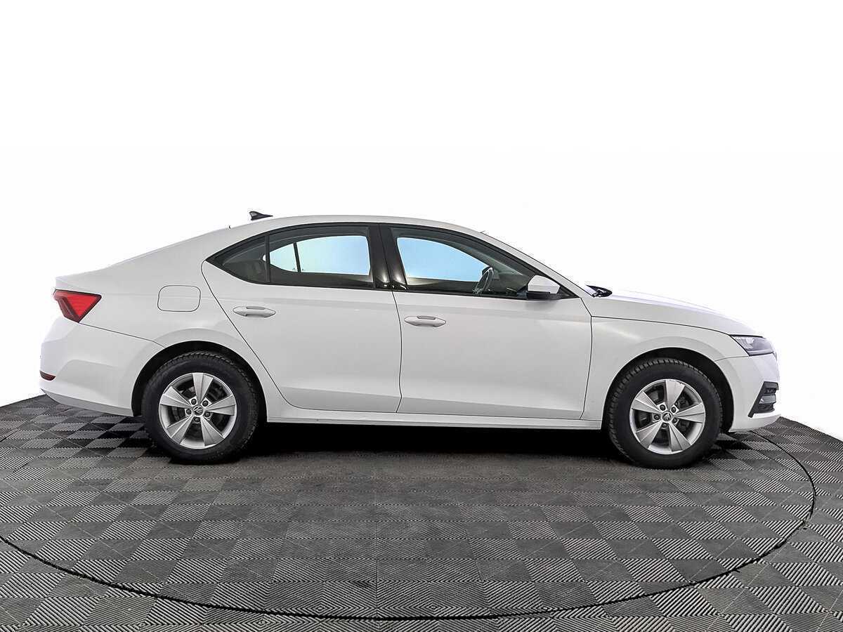 Skoda Octavia б/у, 2021, Автоматическая. Фото: #3