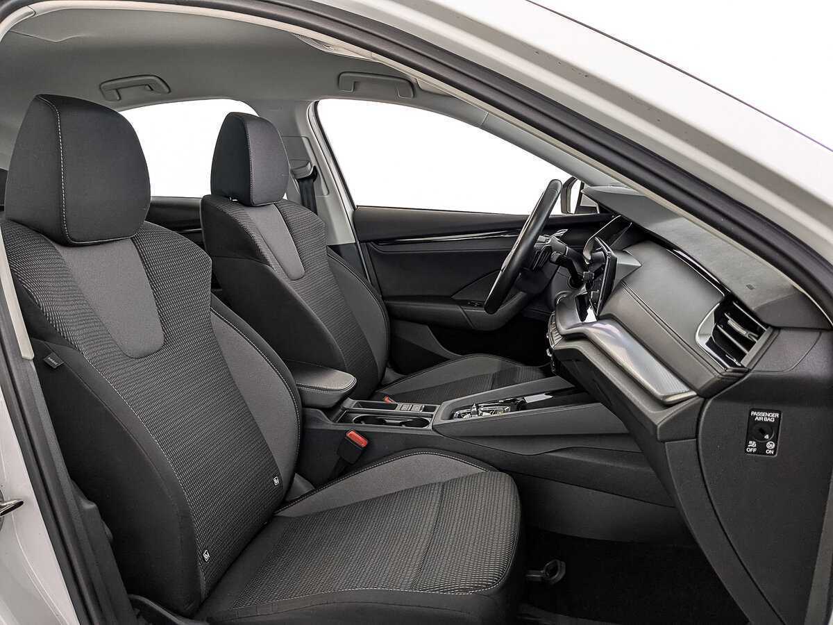 Skoda Octavia б/у, 2021, Автоматическая. Фото: #22