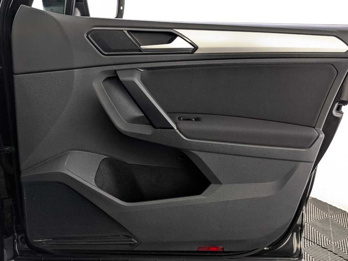 Volkswagen Tiguan б/у, 2018, Роботизированная. Фото: #22