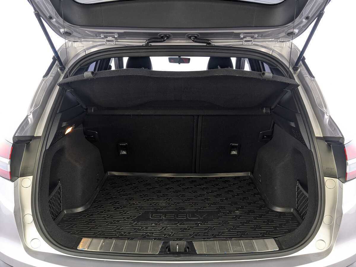 Geely Coolray б/у, 2023, Роботизированная. Фото: #9