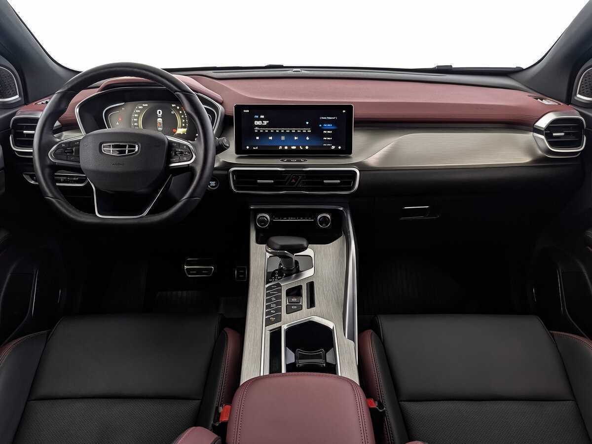 Geely Coolray б/у, 2023, Роботизированная. Фото: #11