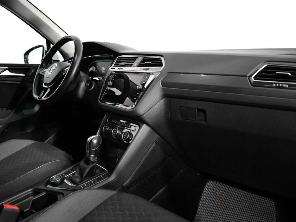 Volkswagen Tiguan б/у, 2019, Роботизированная. Фото: #8