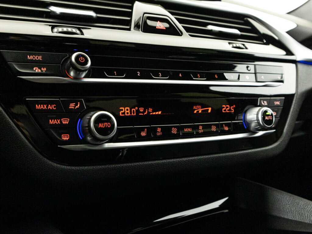 BMW 5 серии б/у, 2017, Автоматическая. Фото: #18