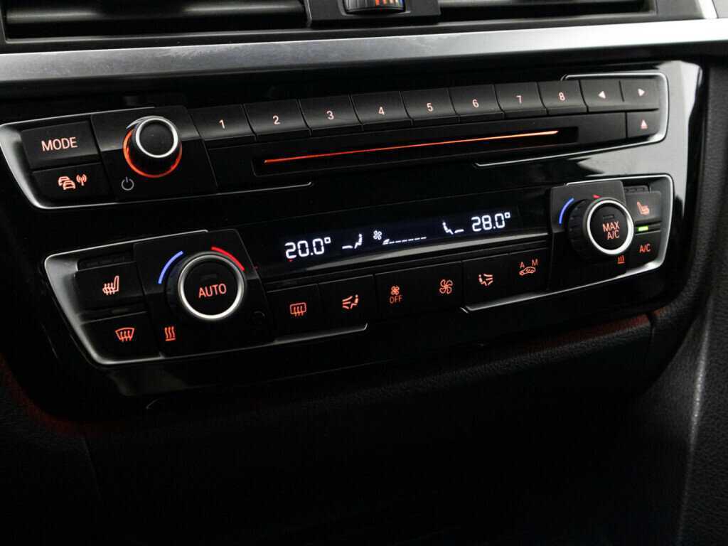 BMW 3 серии б/у, 2016, Автоматическая. Фото: #17