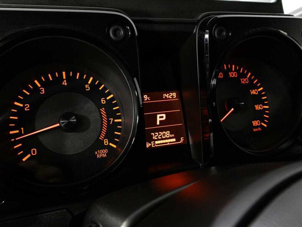 Suzuki Jimny б/у, 2020, Автоматическая. Фото: #11