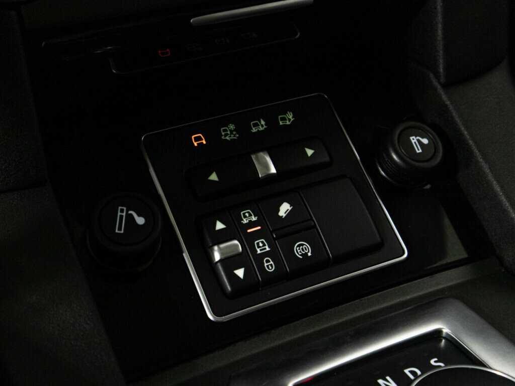 Land Rover Discovery б/у, 2016, Автоматическая. Фото: #16