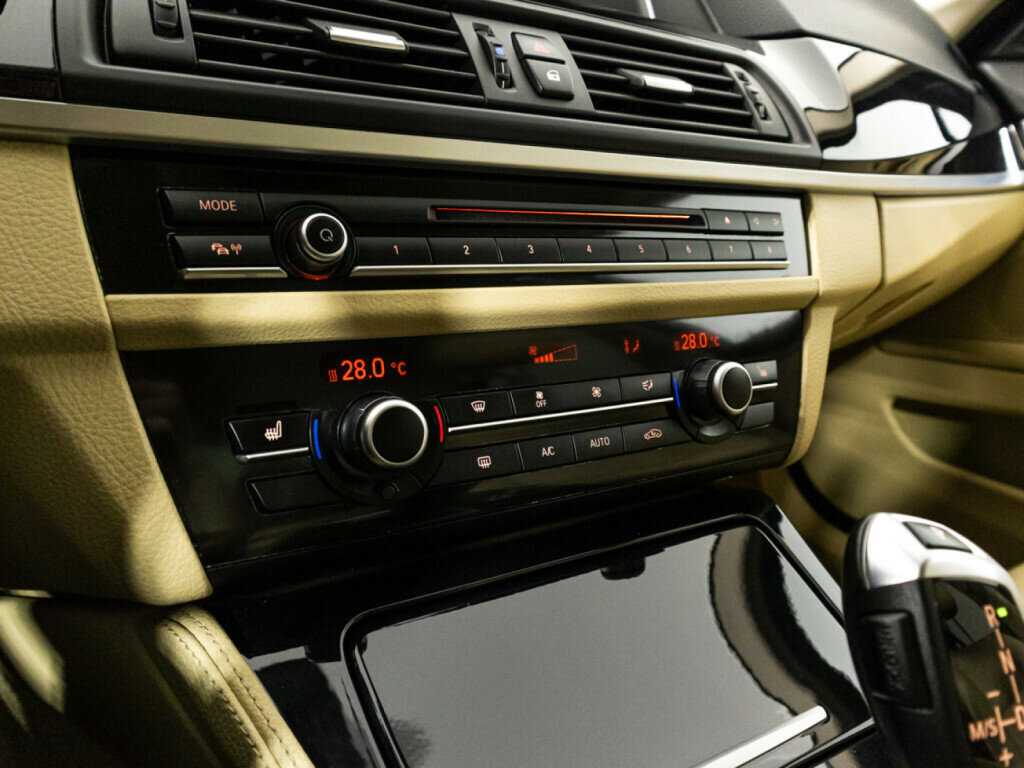 BMW 5 серии б/у, 2014, Автоматическая. Фото: #16