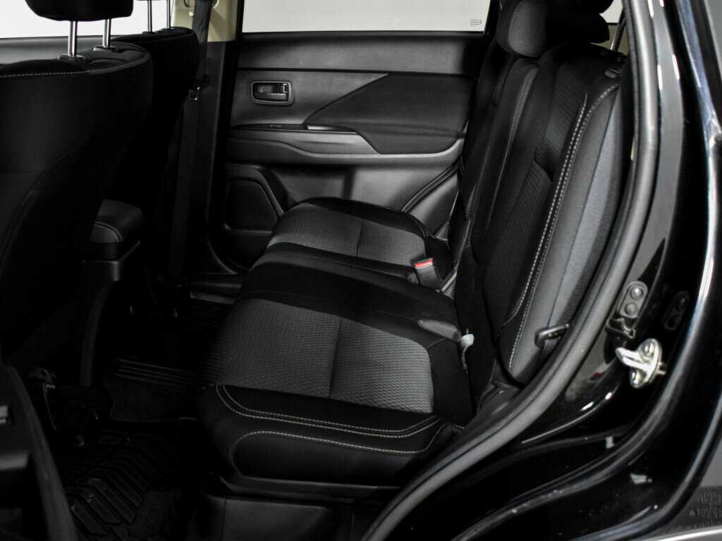 Mitsubishi Outlander б/у, 2019, Вариатор. Фото: #11