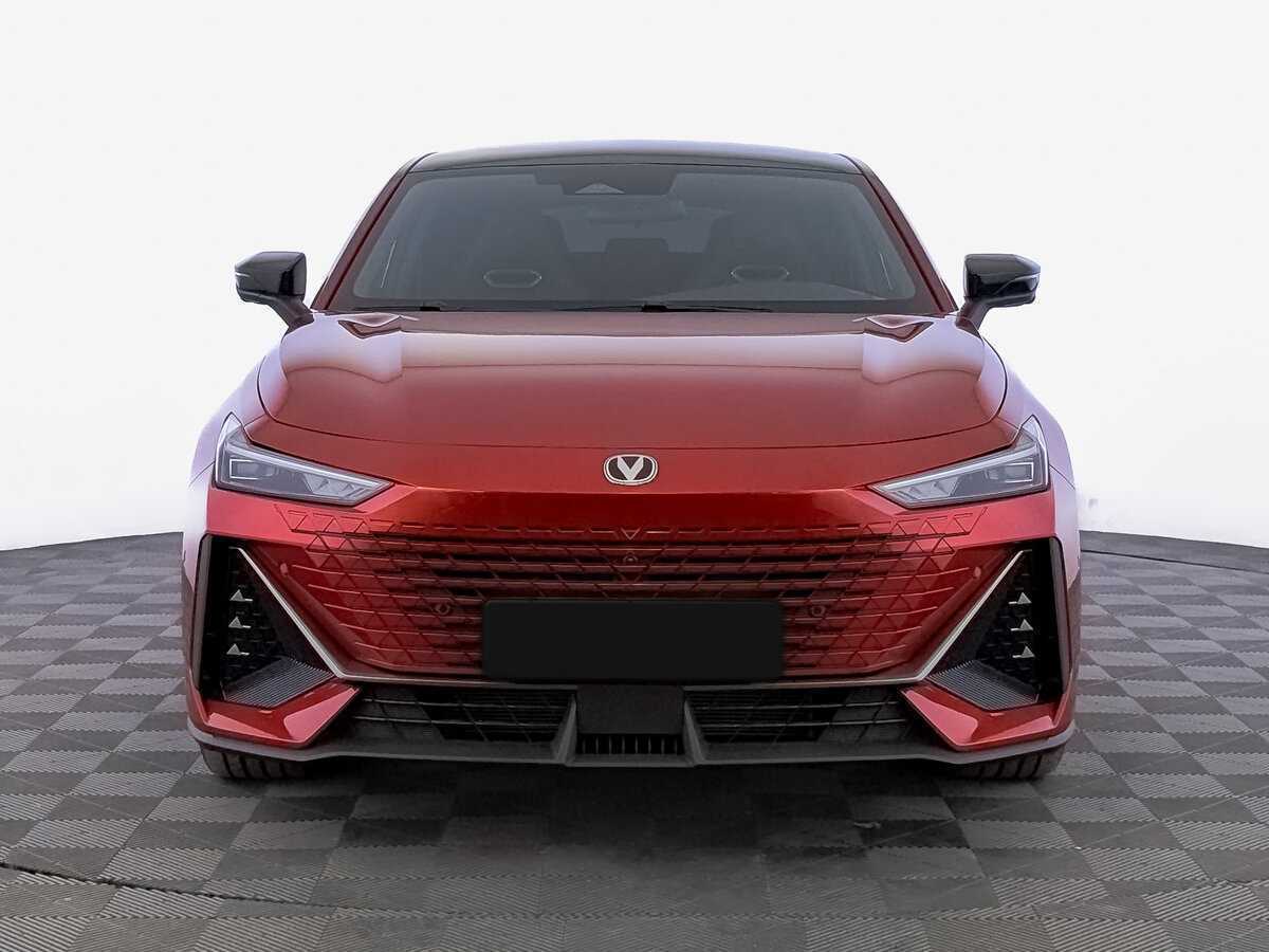 Changan UNI-V б/у, 2024, Роботизированная. Фото: #1