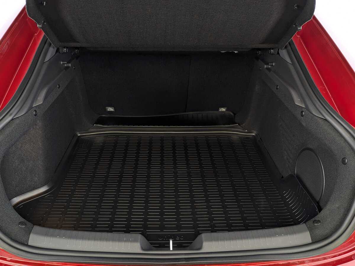 Changan UNI-V б/у, 2024, Роботизированная. Фото: #9