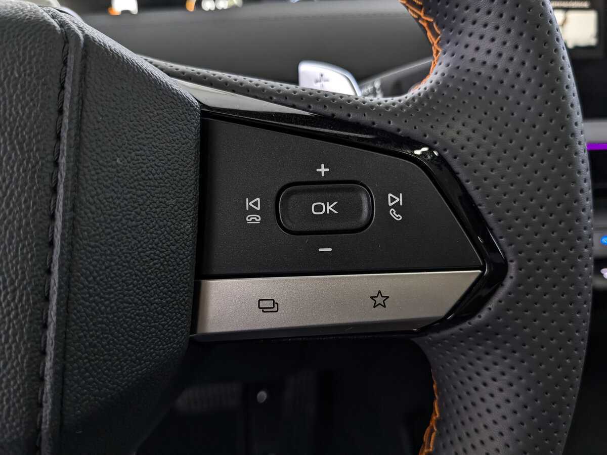 Changan UNI-V б/у, 2024, Роботизированная. Фото: #29