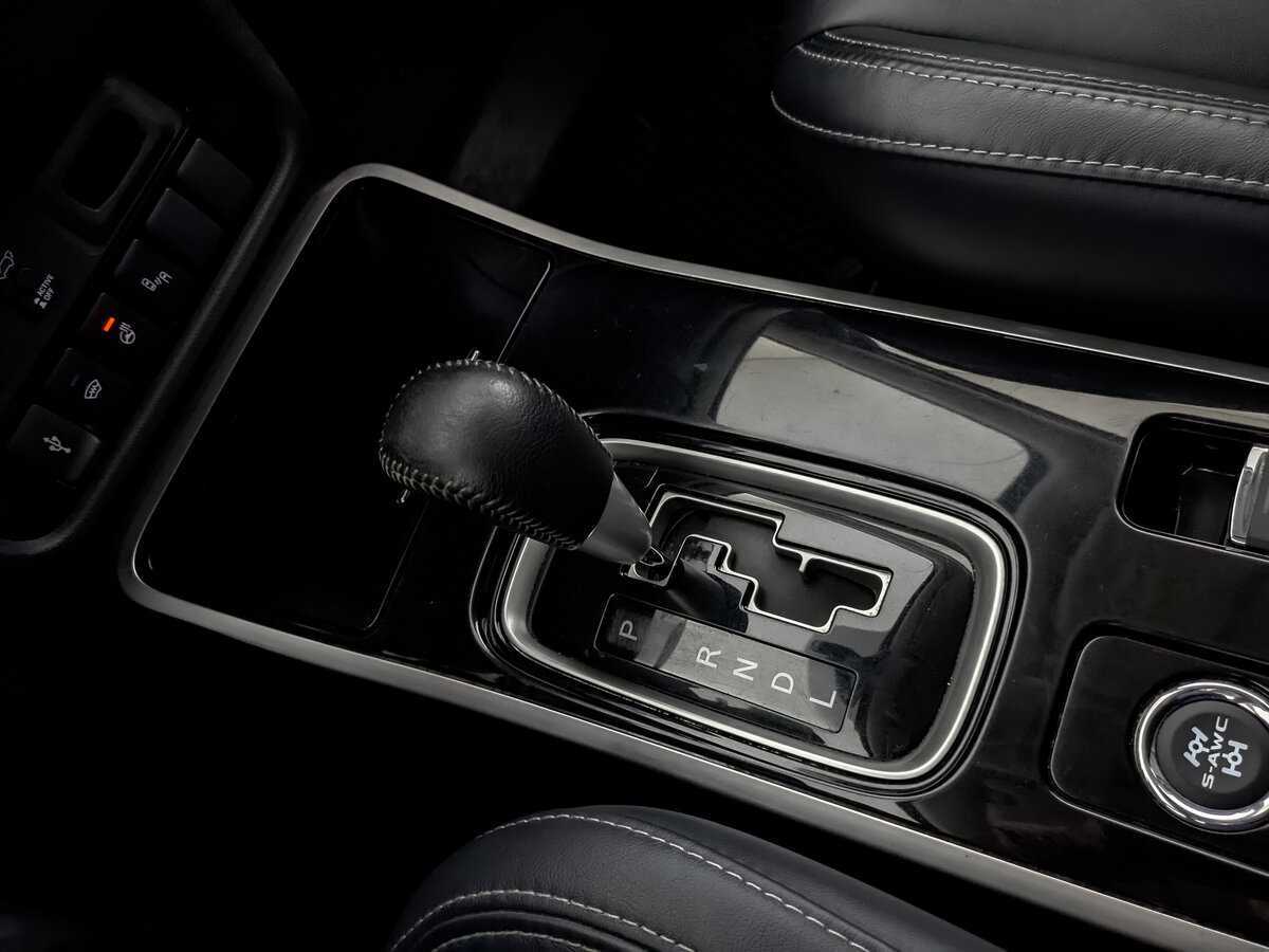 Mitsubishi Outlander б/у, 2021, Вариатор. Фото: #24