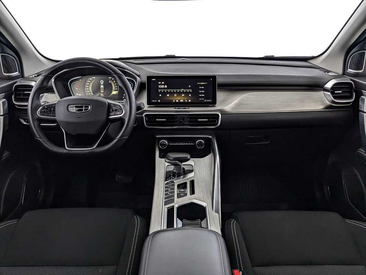 Geely Coolray б/у, 2023, Роботизированная. Фото: #13