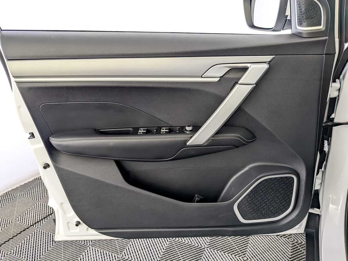 Geely Coolray б/у, 2023, Роботизированная. Фото: #17