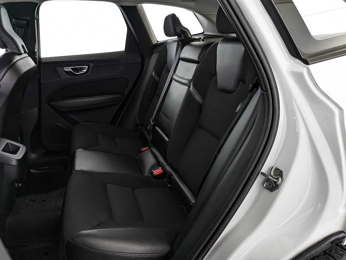 Volvo XC60 б/у, 2018, Автоматическая. Фото: #14