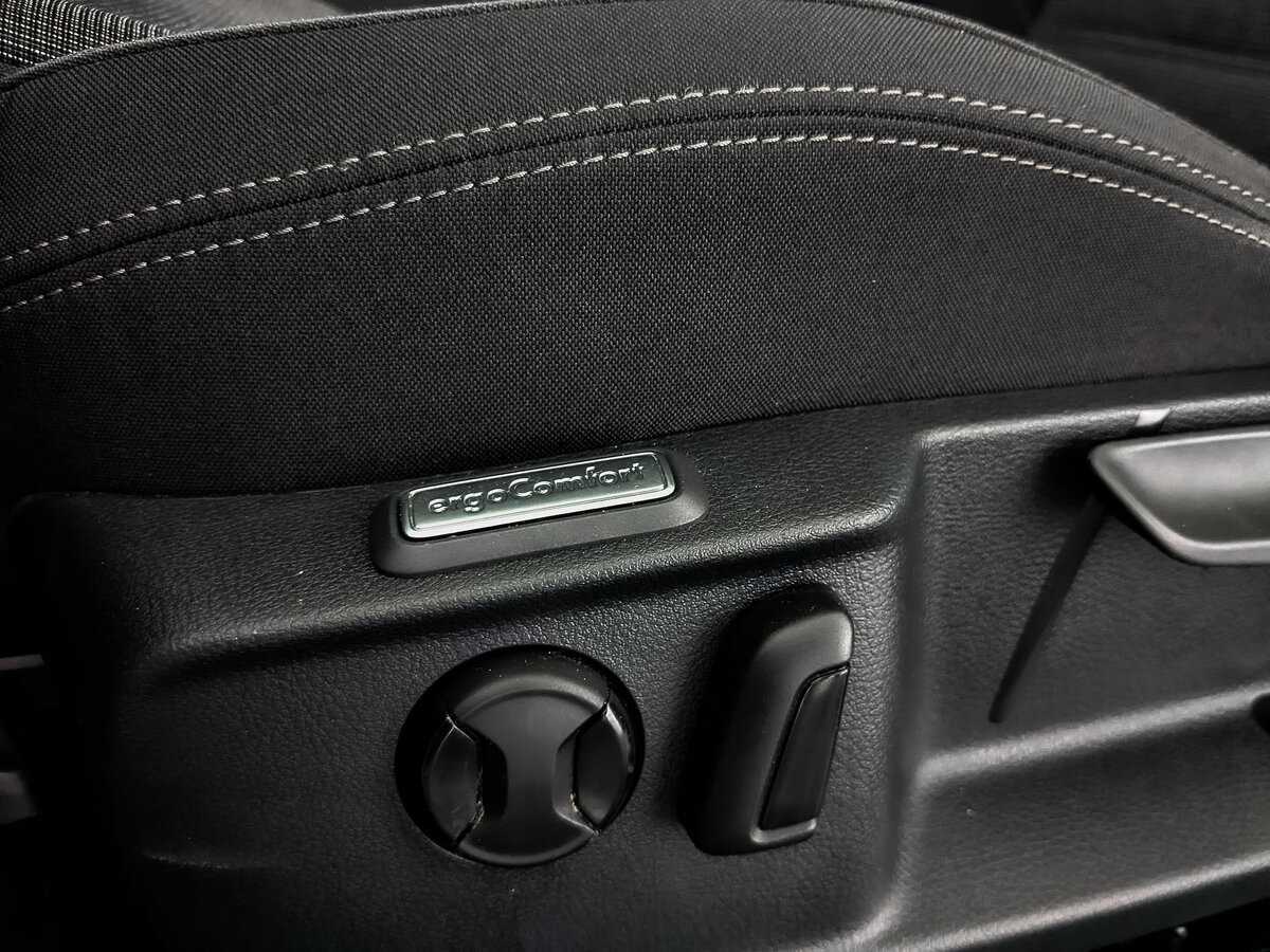 Volkswagen Passat б/у, 2019, Роботизированная. Фото: #25